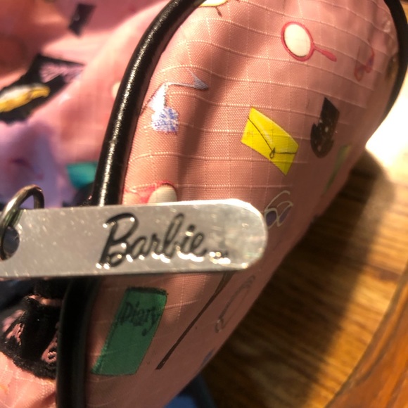 EUC Rare vintage, Barbie purse special party edition, 10 x 5 3/4” - Picture 7 of 8